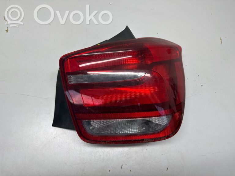 0101770675f22a667f21fc163f97095b-06266982df0854747552003f5414a877_rear_tail_lights