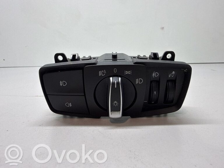 04669d01aa559c0bda4682318640b6b3-25958f628a7bea1dc044fd66b1853ab2_light_switch