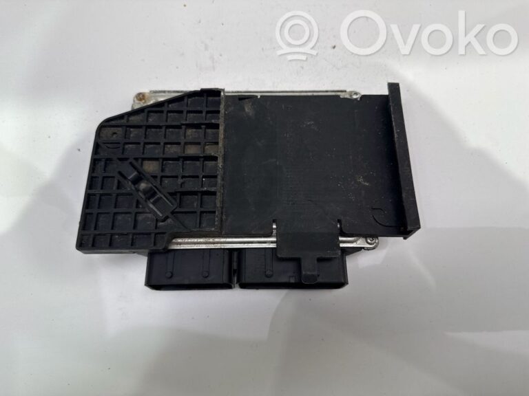 065f49ca0242dc13924b6dd2cfbeb5dc-5eb2a7a9d56776206ae402314f15373f_calculateur_moteur_ecu