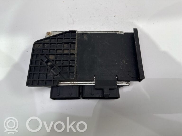 065f49ca0242dc13924b6dd2cfbeb5dc-5eb2a7a9d56776206ae402314f15373f_calculateur_moteur_ecu