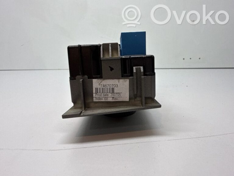 06daf95d68d0eb87a78d4afa196472d1-bda6fccb7038034ab5e84c357e6edca6_climate_control_unit