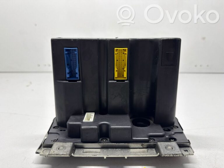 0731b4fd8d5f457309ea252252cf4ee1-8bd757e38026c51545ec670d4d2e7497_climate_control_unit