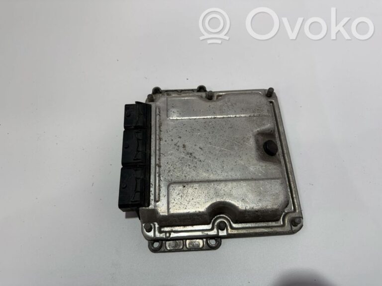 0ec21d1adbff318d973a9237de7aade6-6b3af4a0a8581913eff79c2db9caf5bf_calculateur_moteur_ecu