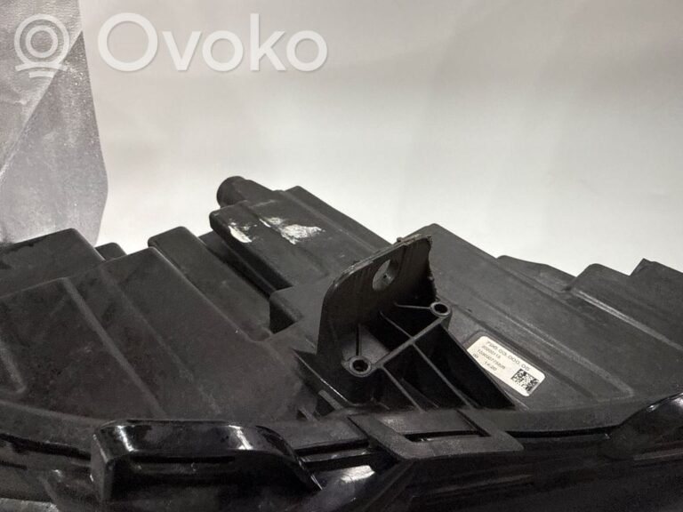 0f016a81de09b9ceb9b1fa0eb676a8a9-394c407dba170ccd08e8b444ff7de907_headlight_headlamp