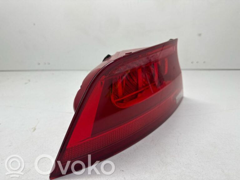 1b7ccb48d47fc9038a02b73c5f4a445c-b664eb88f064f4fd20caaaf970773398_rear_tail_lights