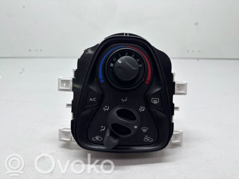 1ee34742ef0dd434a77eb9cc8693bd6f-cf000033f0203d16242c3dc21486d300_climate_control_unit
