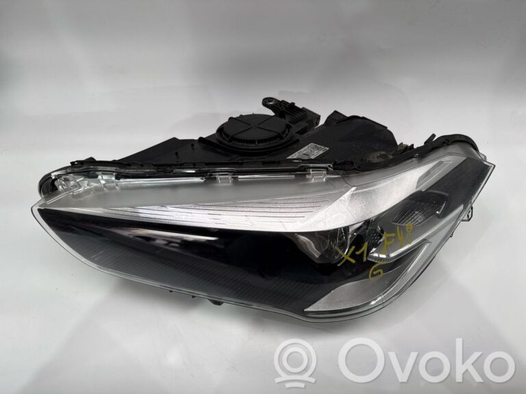 2f0cd039cd72a7ef40d2be7041b88f8e-7537af18906392481272d9420ec39868_headlight_headlamp