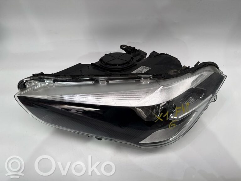 2f0cd039cd72a7ef40d2be7041b88f8e-7537af18906392481272d9420ec39868_headlight_headlamp