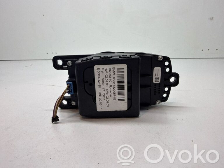 31a96e7ad15254419827c244c1c61c1f-48ee6fca1b48eaa4600f8c46090f5b98_head_unit_multimedia_control
