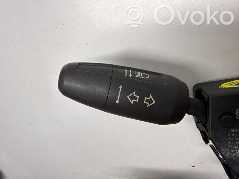 33ec106b7858f91035dc1cd3884047ca-04e1d5eb0fc35648b1f252e6bd6718b2_wiper_turn_signal_indicator_stalk_switch