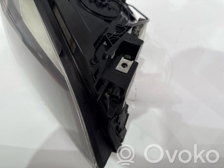 349b8735a0fc53e98143667f6b44efe9-40ef447c3b0b7c7a49e3d2982890aae3_headlight_headlamp