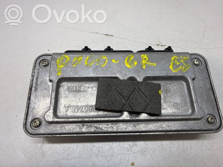 3b7ca19a9f36501e1843eeaf6f1aaff1-14360c16652459c3db8a89351323384f_engine_control_unit_module