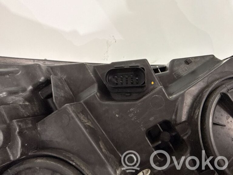 3f3e85c90dfbaf0393337d45ad773a50-b2fb29f56c7173f61aa64c6a5ac2a519_headlight_headlamp