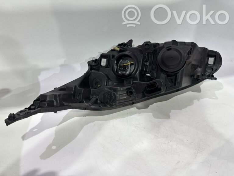 460ecd0fd6443be74ad6cff2a206f04d-c9f5abc8a289812497a7d4df2af494c3_headlight_headlamp