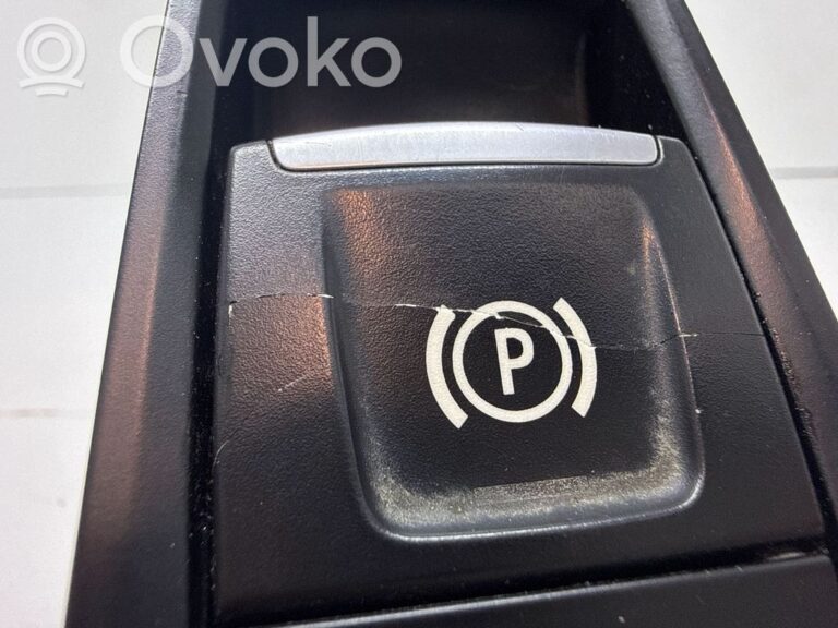 47a0742ba3dfaef7742668f468568365-9bcea3fbdd9d933ee3fbc5cc04669768_handbrake_parking_brake_auto_hold_switch