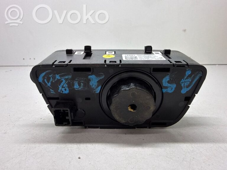 4a57b521d1464194d8a439781e4a116f-15ea8bbecb5cb9afe690b3160654f8fb_light_switch