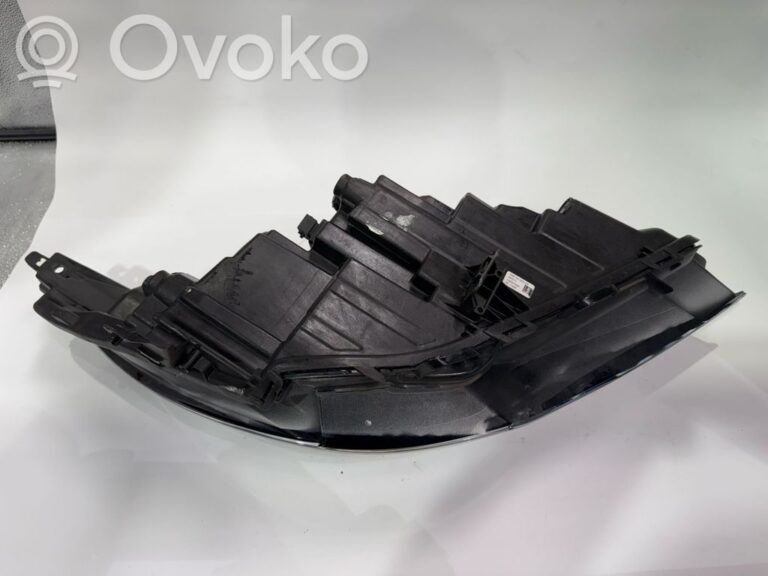 4a66544877746a26b4a716471ad12fef-eab67ed95e0f248343122879a91d944d_headlight_headlamp