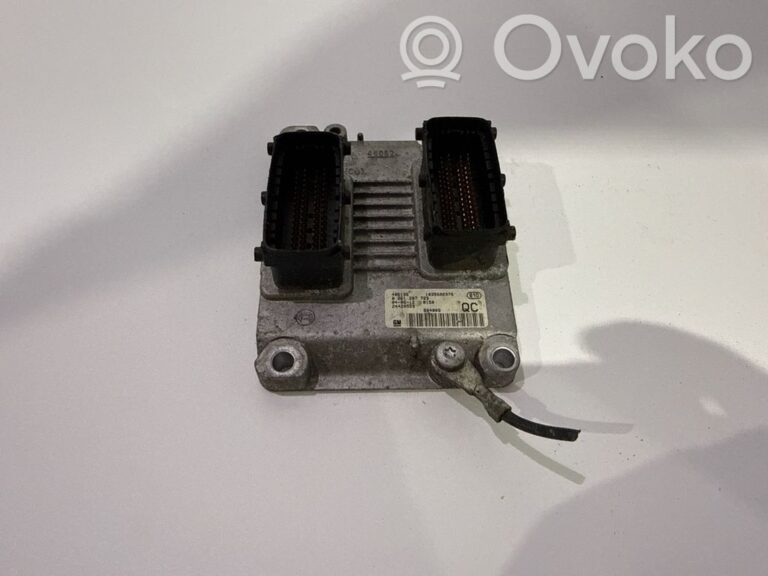 4ea4ff52c83583f9c208258072fae1e0-d3def09597b5ba6761c4b5b22a39656b_kit_calculateur_ecu_et_verrouillage