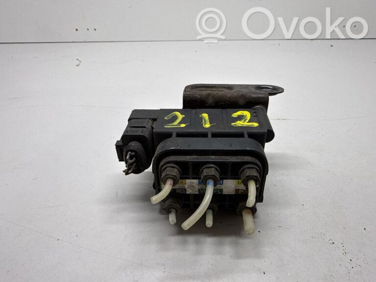 4f9ae86b143a39408ffd3065e5b3f179-3687292536421414224ef9239351330a_air_suspension_valve_block