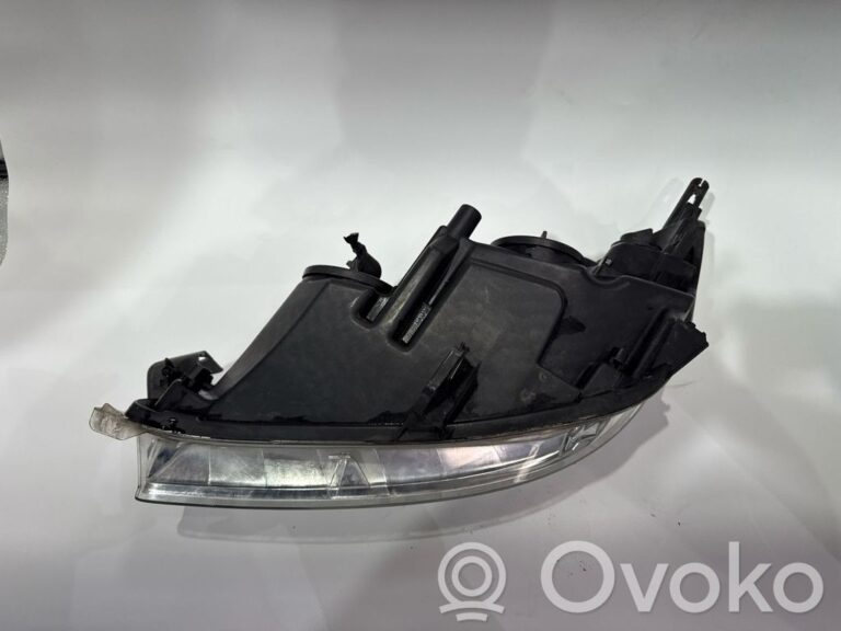 51c96a63f5b4663bd560230923e028ce-56d7ed426dd2909caaf93cbf8dc9beb3_headlight_headlamp