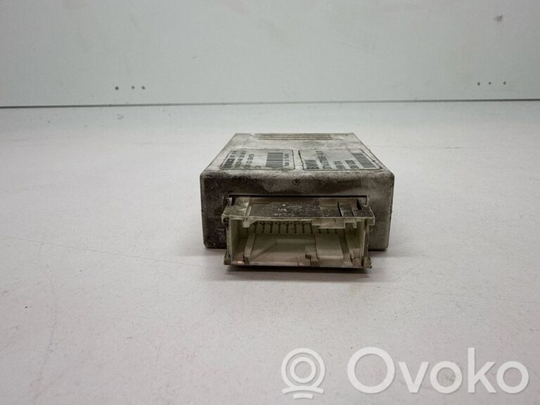 5645b429ab0310abbf3fd1055e9a1888-656617d54b9d6df6853e4d356be62143_air_suspension_control_unit_module__rear_