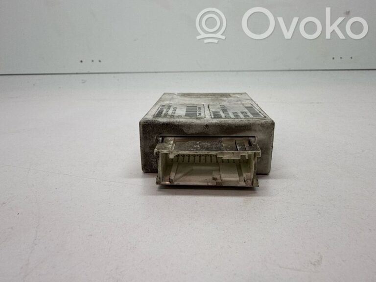 5645b429ab0310abbf3fd1055e9a1888-656617d54b9d6df6853e4d356be62143_air_suspension_control_unit_module__rear_