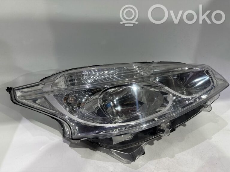 5853b2533a4cd74ff5b9a579f2051e1f-fa93772299c1daf9e01ec3d55645c2f5_headlight_headlamp