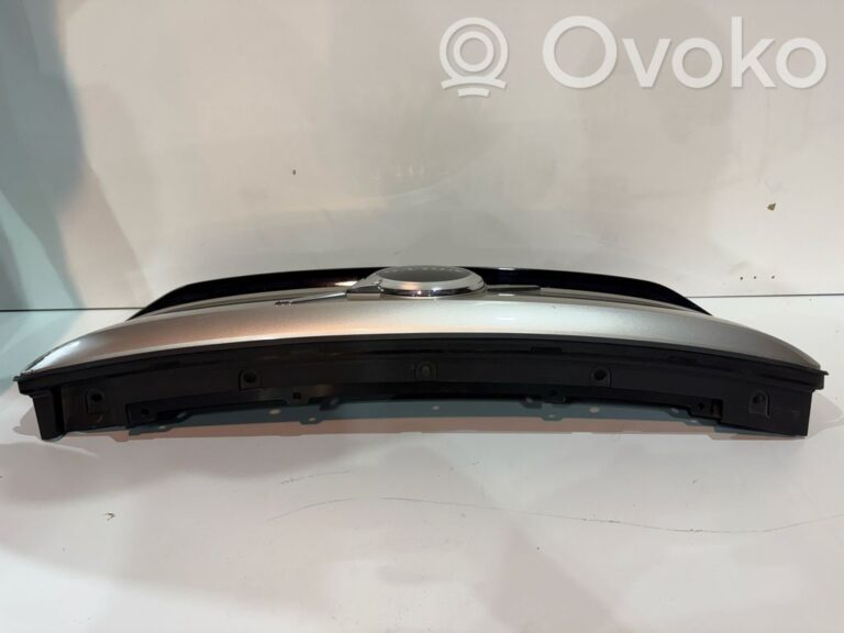 5e030826145c1d5b504819fd9a810566-17f80c37fc24cc077a1f03f9b1742cd8_front_grill