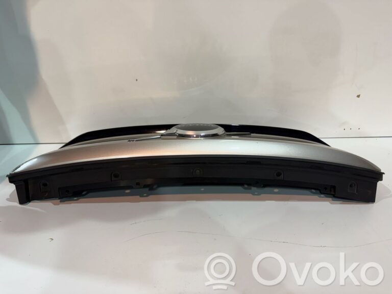 5e030826145c1d5b504819fd9a810566-17f80c37fc24cc077a1f03f9b1742cd8_front_grill