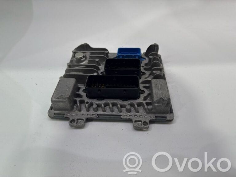 5e4ea177abbfa15007dcbc2d9a01819c-8c50f0c746cf1ad3c813e61f734b4679_calculateur_moteur_ecu