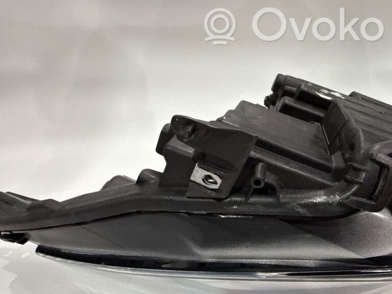 5f235843fc23ae37a9073b4d5e40042c-f7155ac7f1223ba2e48bd426441344fa_headlight_headlamp