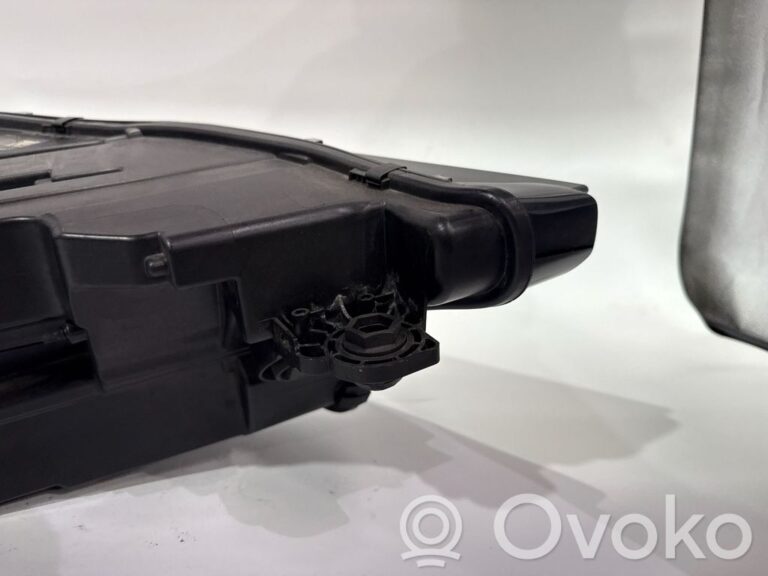 618fdd492ee9eb9fcda889bbca0f2cda-b8b1bcf657a4fa4679dc64c250050fde_headlight_headlamp