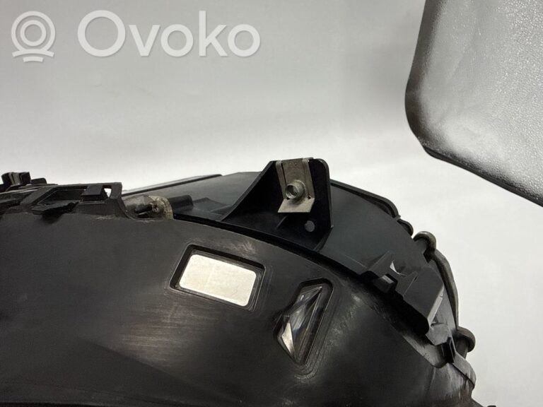 62c3b7273ee9cdbf075cf367316b440e-ca63c17621ea8dd3331d83d7d4c74bd6_headlight_headlamp