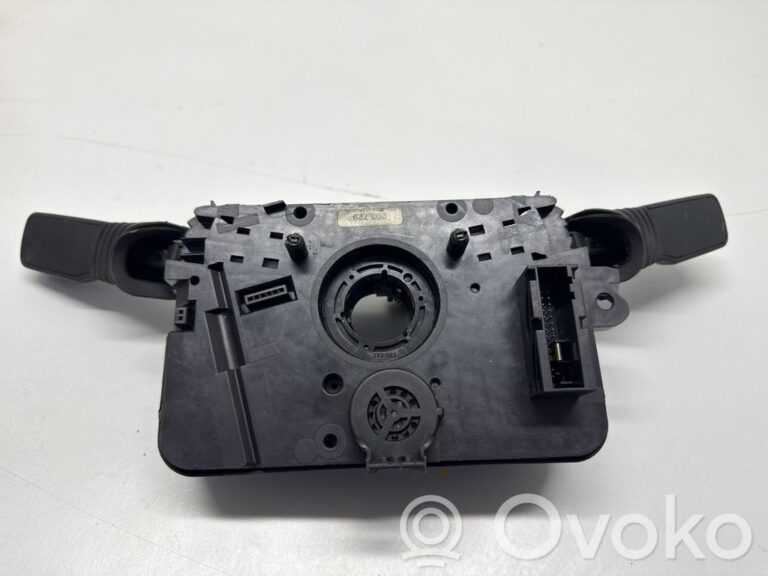 62cfd3284d4f120bfcf17802ea72408b-b3b535ed6aa389da372a4377a41db421_wiper_turn_signal_indicator_stalk_switch