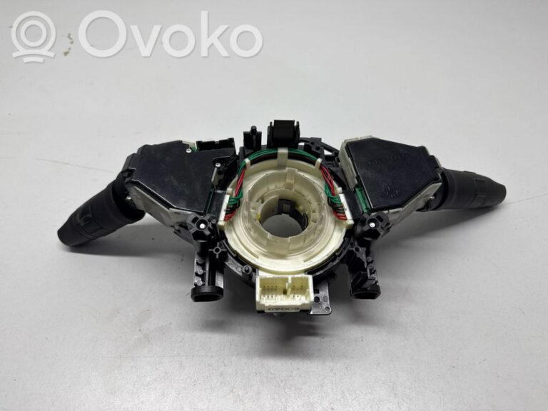 674906de23cbcb05e4cf389b183d87a7-5a8d46061e26458cc48bdb38f784fcb4_wiper_turn_signal_indicator_stalk_switch