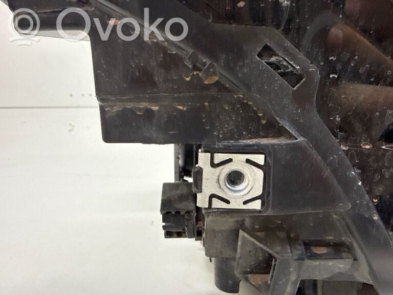 714ee4ffe710df01b17883db64181c2e-94b80c66fc6b388cf6f276b154d1c634_headlight_headlamp