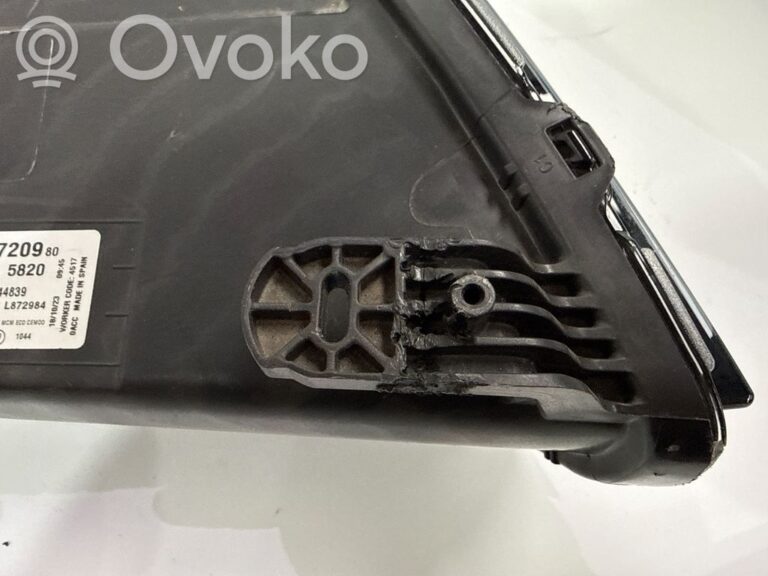 71ae716ae366d8ac372174f6a057ef8c-d2869b8339bd57a5c7ed897e06e2d56d_headlight_headlamp