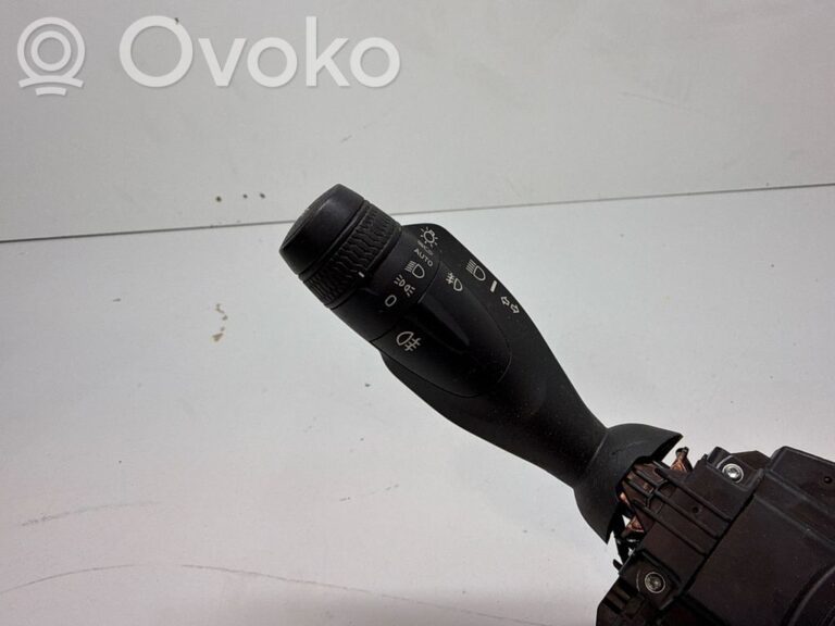 72e817c57bca1ffafdbeff21e7218b5d-1921ea6559cdad858aa521bd84989e72_wiper_turn_signal_indicator_stalk_switch
