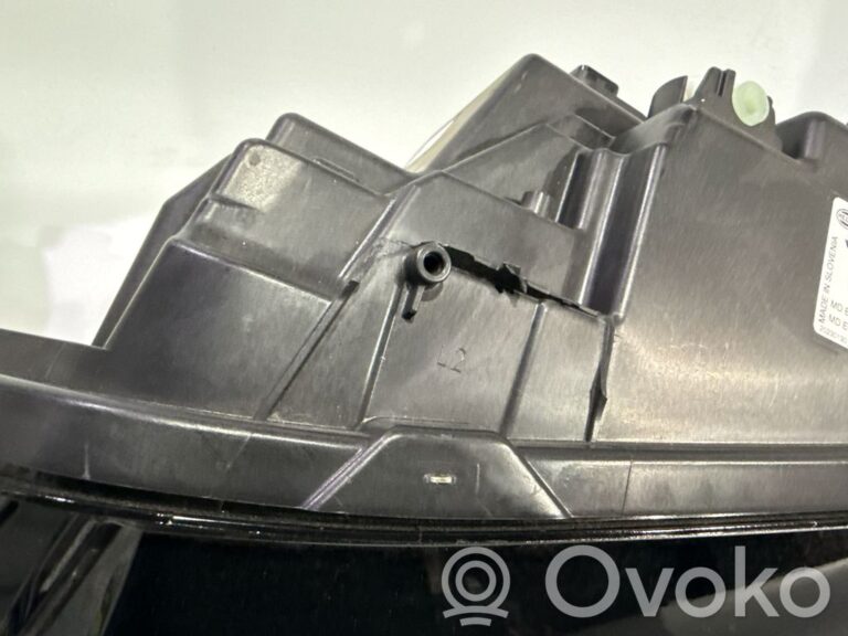74a938e020294e3aba6f18e1687ef9eb-d4e860e8ad039e59fa9403219e5a51bd_headlight_headlamp