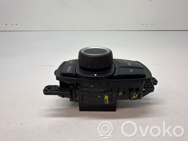 76a3d10e82a32abe1c5e3767a6718ef1-fc95c074c4b3de07c83a0189b9e24fb2_head_unit_multimedia_control