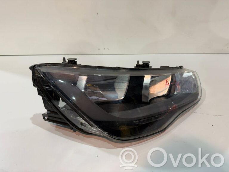 781a5508d18328fcd5574e8b5002ff8f-f98da15ac6c2a7fdc4e04328691e48f2_headlight_headlamp