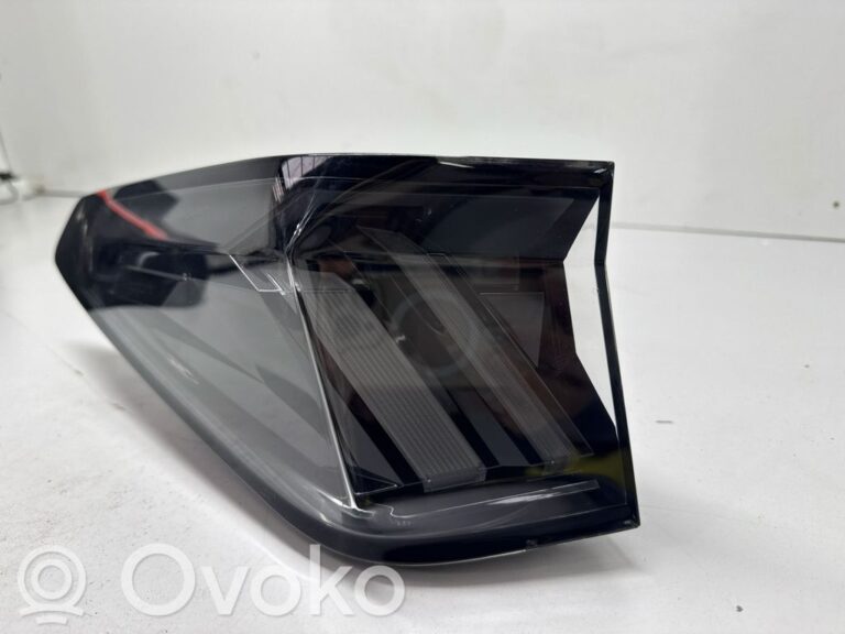 7b572c3e70c50e4e53726b8fb3dfbb8c-30f3d4b993ec7cce9ae121800176ff87_rear_tail_light_bulb