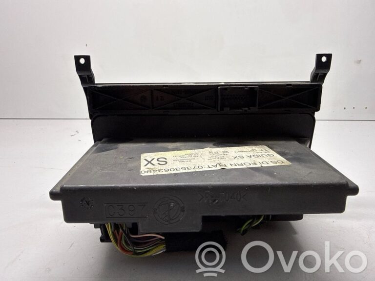 8058705321d4b519e3a3498778da9f7d-864881dfbc597f419dd7146a191a4438_climate_control_unit