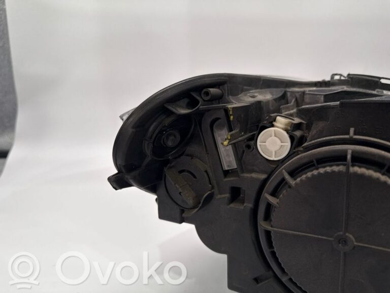 89b64f6b71657479d773488089d07018-f1b10c68b25e497cbb991f61e8f5e411_headlight_headlamp