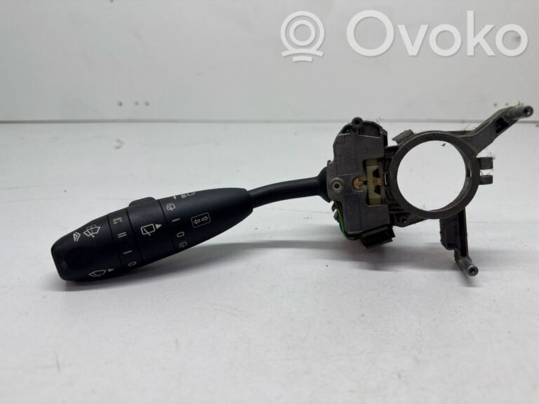 8a224728a7d3ca559f110fa6ed4380c8-0c8ef07cbaeb92d7c62f0dd3028fd780_wiper_control_stalk