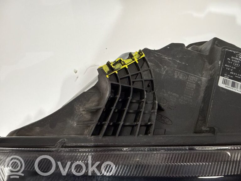 8f1d3d98b9600076bace603461d27cfb-3c21109c9ee57a2a7122a2641b287cde_headlight_headlamp