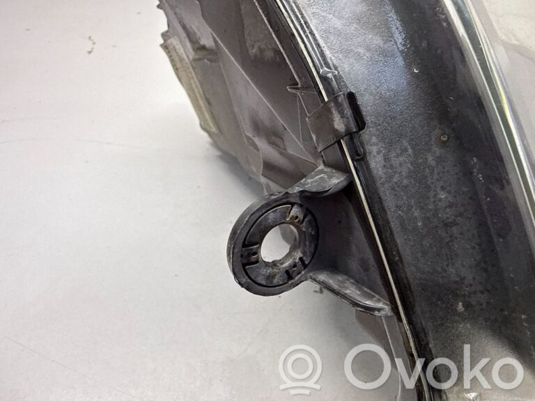 9019347391d1fe8b3655ed7ac6ef9a5a-ac68835ff63cb04a84dc6c1ff4b00c3b_headlight_headlamp