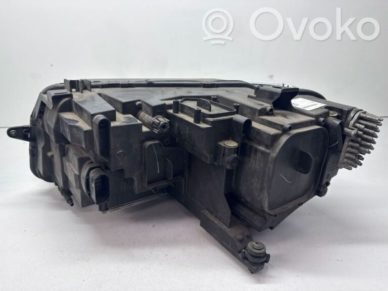 91d42cb0338616bd766d0cd23c3b86c1-35ad85eb5a5128a686fad7de59b557f0_headlight_headlamp