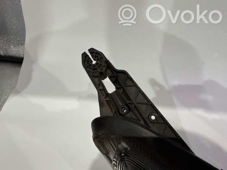 95134889511fb7ae9197fbc5a0ebca91-5a3b410562a0f31104bafd9c8c9778bd_headlight_headlamp