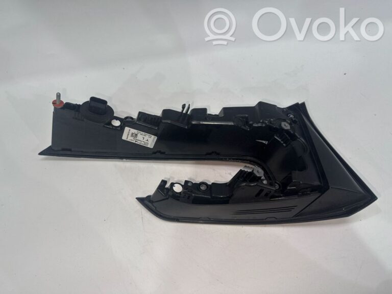 96e10074198e07ca89bf7504900dbaa2-fd84e39633595b65b2b5f8dfcdb53670_rear_tail_lights